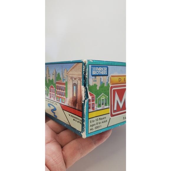 VTG Monopoly Deluxe Edition 1995 with Pewter Tokens (Rare) PRE-OWNED & COMPLETE - Picture 10 of 11